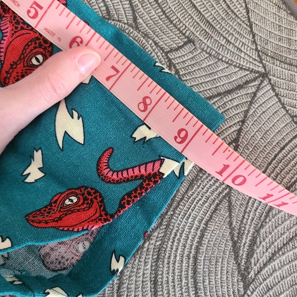 Dangerfield Velociraptor Dino Collared Boxy Shirt - Green happy birthday - Picture 10 of 12